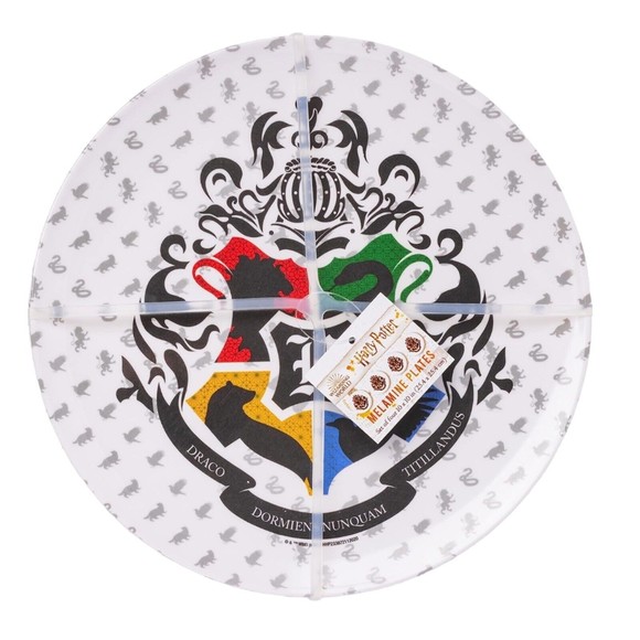 Harry Potter Melamine 10” Dinner Plates Hogwarts Crest Set Of 4 New - Picture 4 of 6